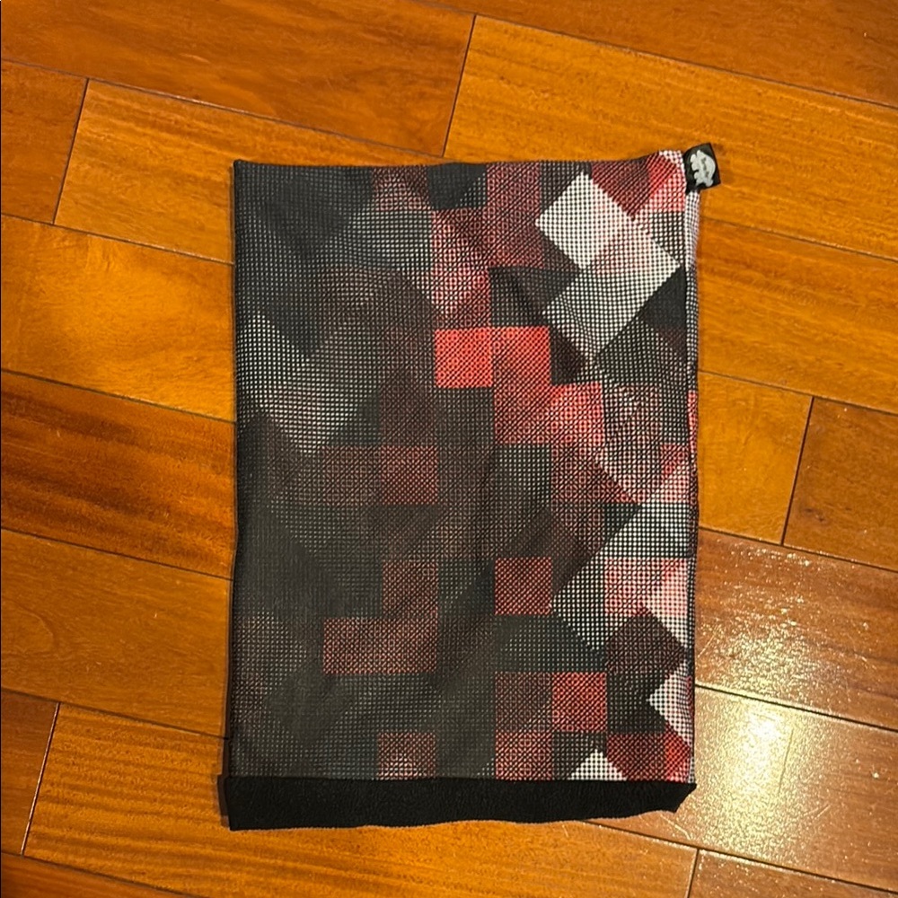 Stylish Black and Red Geometric Men's Accessory